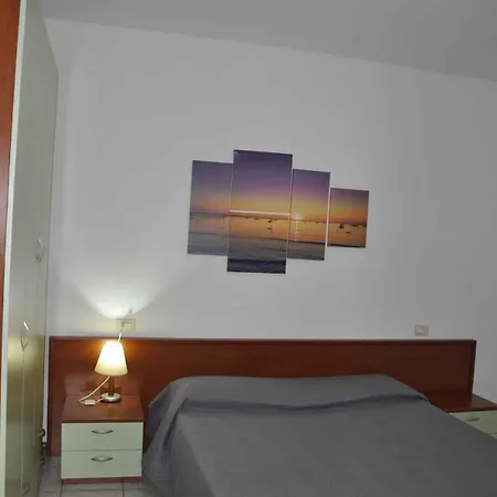 Di Lazise/gardasee 26307 Apartment