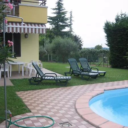 Apartment Di Lazise/gardasee 26307 *